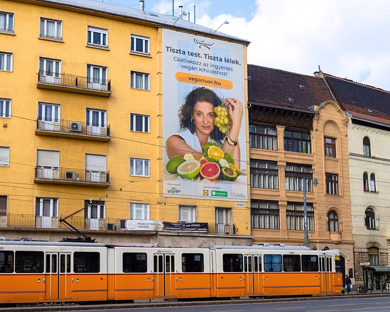 Óriásplakát – Budapest, Móricz Zsigmond körtér